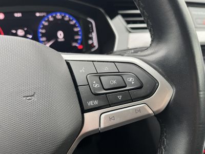 VOLKSWAGEN PASSAT VIII 2.0 TSI Business DSG R-line M.o.-i. FACELIFT. 190LE. sérülésmentes!