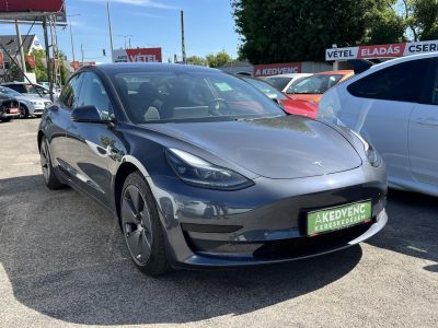 TESLA MODEL 3 Standard Range Plus Aut 48e km. garanciális. mátrix LED. GYÖNYÖRŰ állapot!