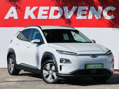 HYUNDAI KONA EV 64kWh Premium Magas felszereltség. megkímélt állapot! LED fényszóró Kamera Keyless Android!