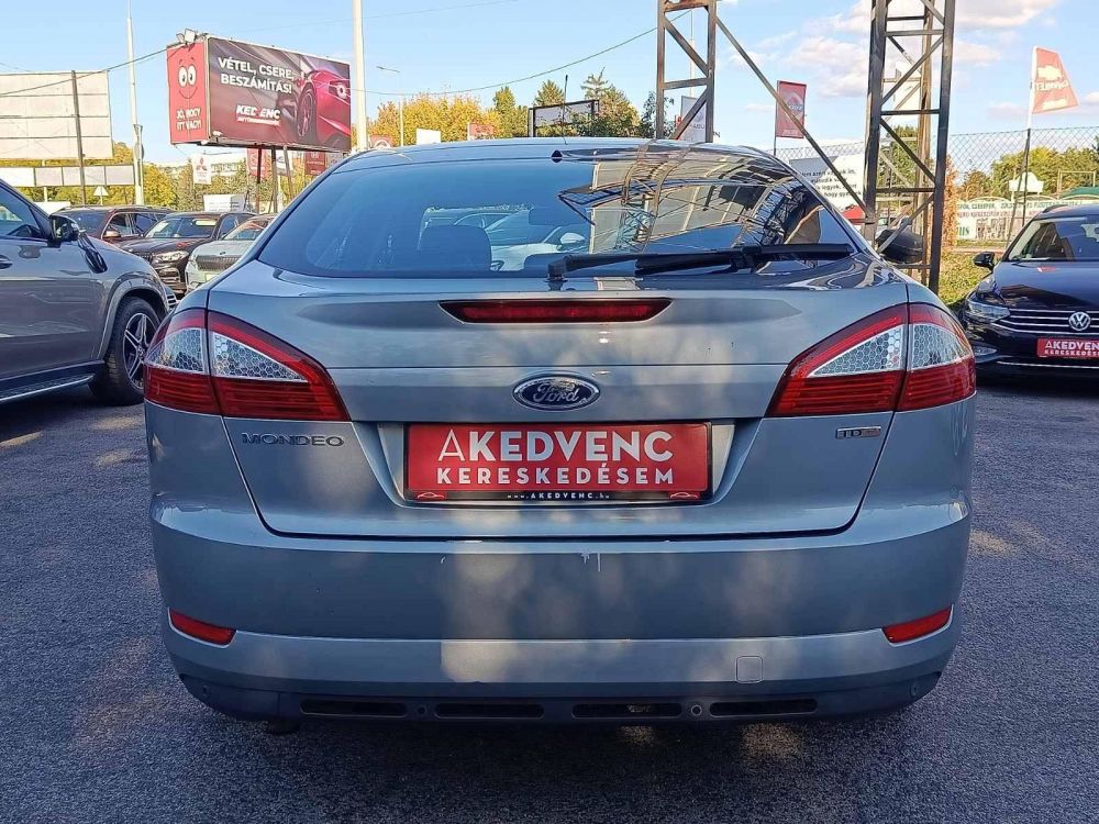 FORD MONDEO 2.0 TDCi Ghia Powershift Klíma Tempomat Bluetooth Garanciális váltó!
