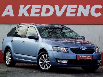 SKODA OCTAVIA Combi 1.2 TSI Elegance DSG 126e km. Magyarországi Tempomat Tolatóradar Szervizelt!