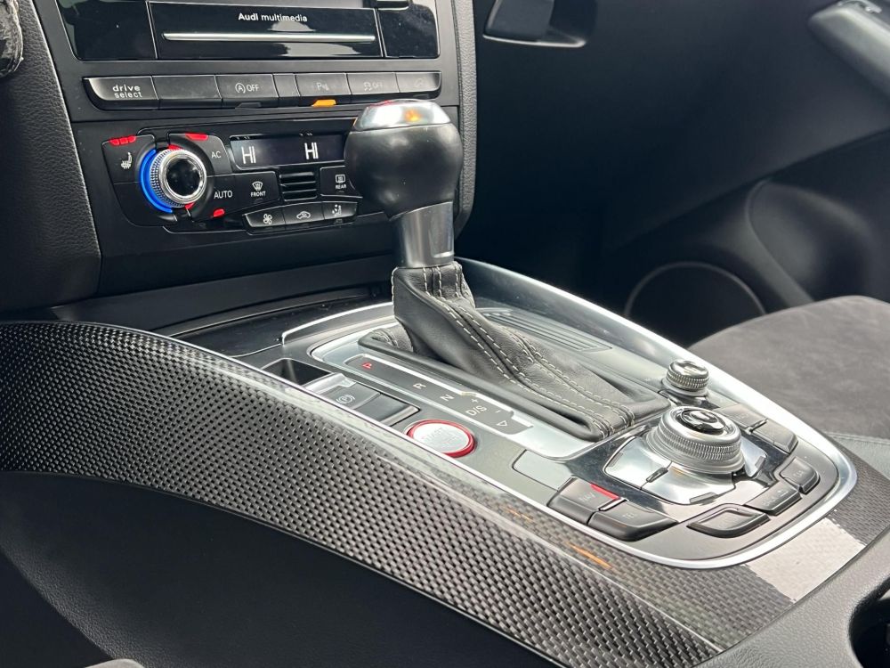 AUDI Q5 SQ5 3.0 TDI quattro Tiptronic ic Xenon Panorámatető Távtartó Navi Kamera Memória Ülésfűtés Vonóhorog