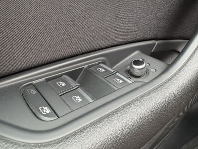 AUDI A4 Avant 40 TFSI S line S-tronic 97e km. Magyarországi Panorámatető Bluetooth Megkímélt!