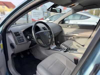 VOLVO V50 1.6 D Momentum Magyarországi. friss műszaki vizsga. vezérlés cserélve!