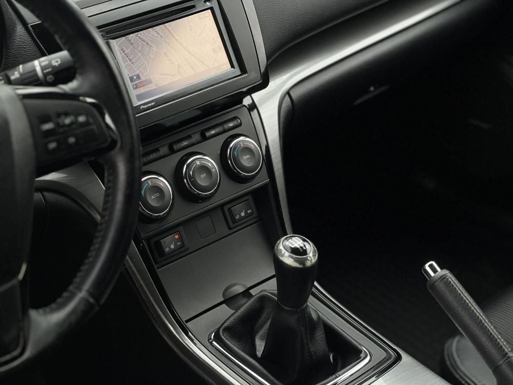 MAZDA 6 Sportkombi 2.5 GTA Xenon Keyless Ülésfűtés Navi BOSE Téli-nyári kerék szett!