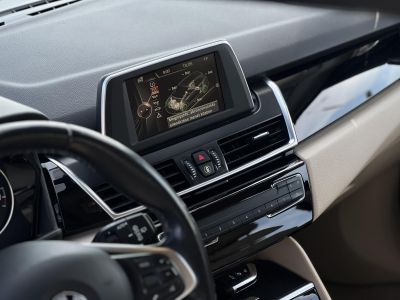 BMW 218i Advantage (Automata) Active Tourer. M.o.-i. vajbőr belső. ülésfűtés. keyless. Wallis szerviz