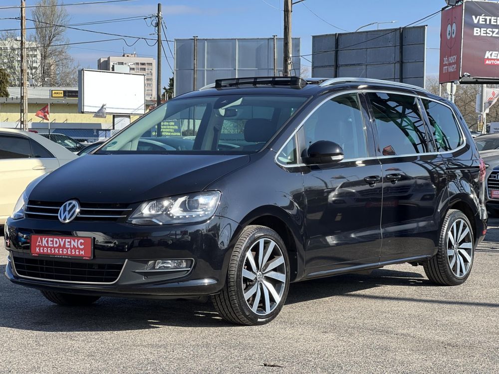 VOLKSWAGEN SHARAN 2.0 TDI BMT SCR Highline DSG [7 személy] Dynaudio. ülésmemória. Carplay. pano. vonóhorog. kamera. stb