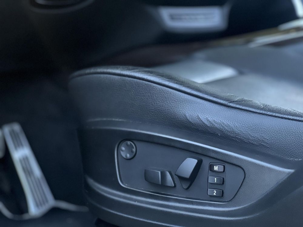 BMW X5 xDrive35i (Automata) Carplay Memóriás ülések Panoráma tető Téli-nyári felnigarnitúrával