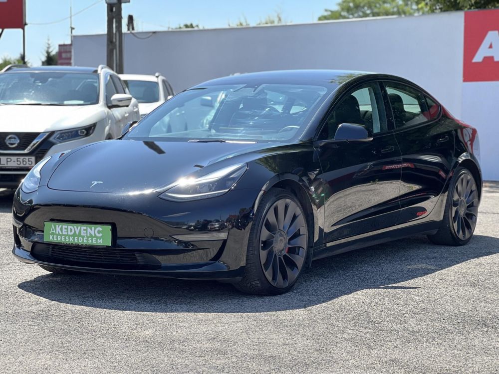 TESLA MODEL 3 Performance AWD (Automata) 106e km. mátrix LED. AMD Ryzen. hőszivattyú. garanciális!