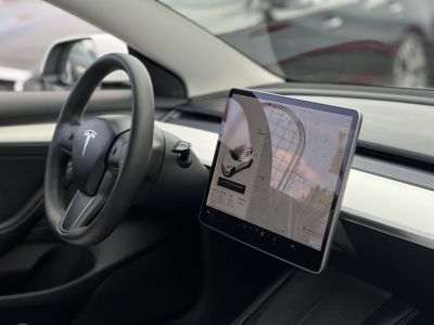 TESLA MODEL 3 Long Range AWD (Automata) 63e km. sérülésmentes. mátrix LED. hőszivattyú. premium hifi. FEHÉR BELSŐ!