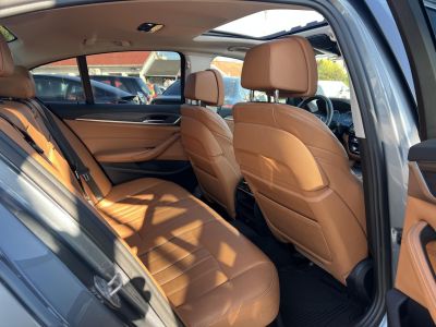 BMW 530i (Automata) Luxury 124e km. Magyarországi Napfénytető Adaptív LED Profnavi Barna bőr Keyless