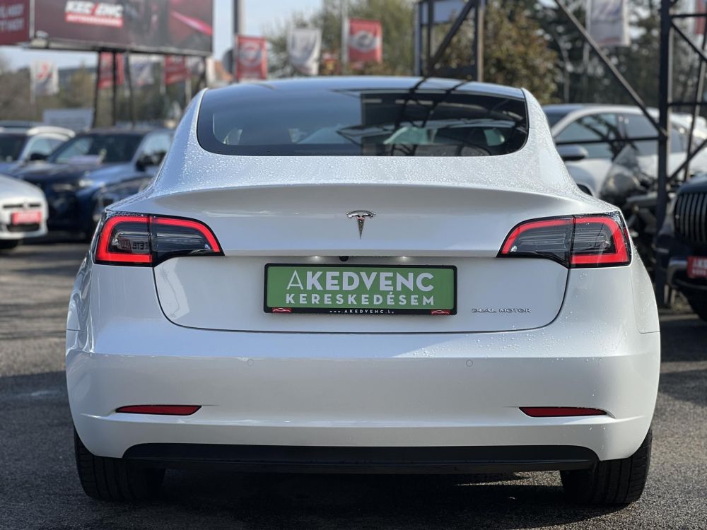 TESLA MODEL 3 Long Range AWD (Automata) Hőszivattyú. 95e km. garanciális!