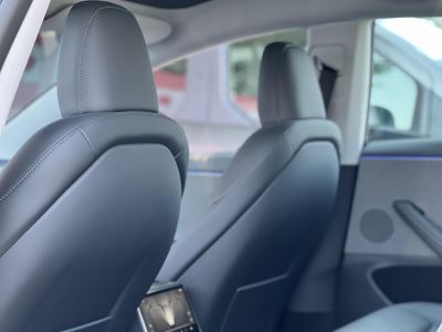 TESLA MODEL 3 RWD Premium (Automata)