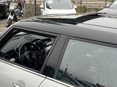 MINI COOPER 1.5 M.o.-i. 1.tul. Klíma Panoráma tető Harman/Kardon Téli/nyári garnitúra!