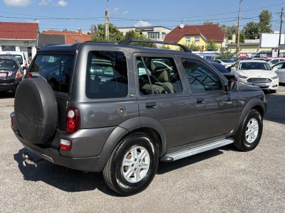 LAND ROVER FREELANDER 2.0 TD4 SE M.o.-i. Klíma Télni/nyári garnitúra Vonóhorog!