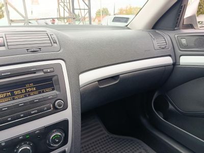 SKODA OCTAVIA Combi 1.6 CR TDI Classic DPF 195e km. M.o.-i. 2.tul. Klíma Tempomat Téli-nyári garnitúra!