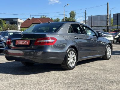 MERCEDES-BENZ E 200 CGI BlueEFFICIENCY Elegance (Automata) Gyári fényezés. Dokumentált előélet. Garantált 149e km!