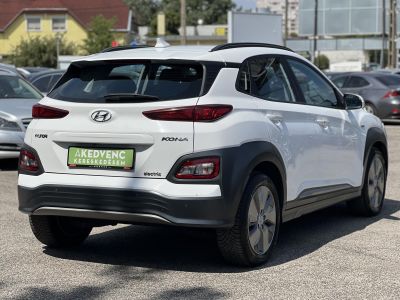 HYUNDAI KONA EV 64kWh Comfort
