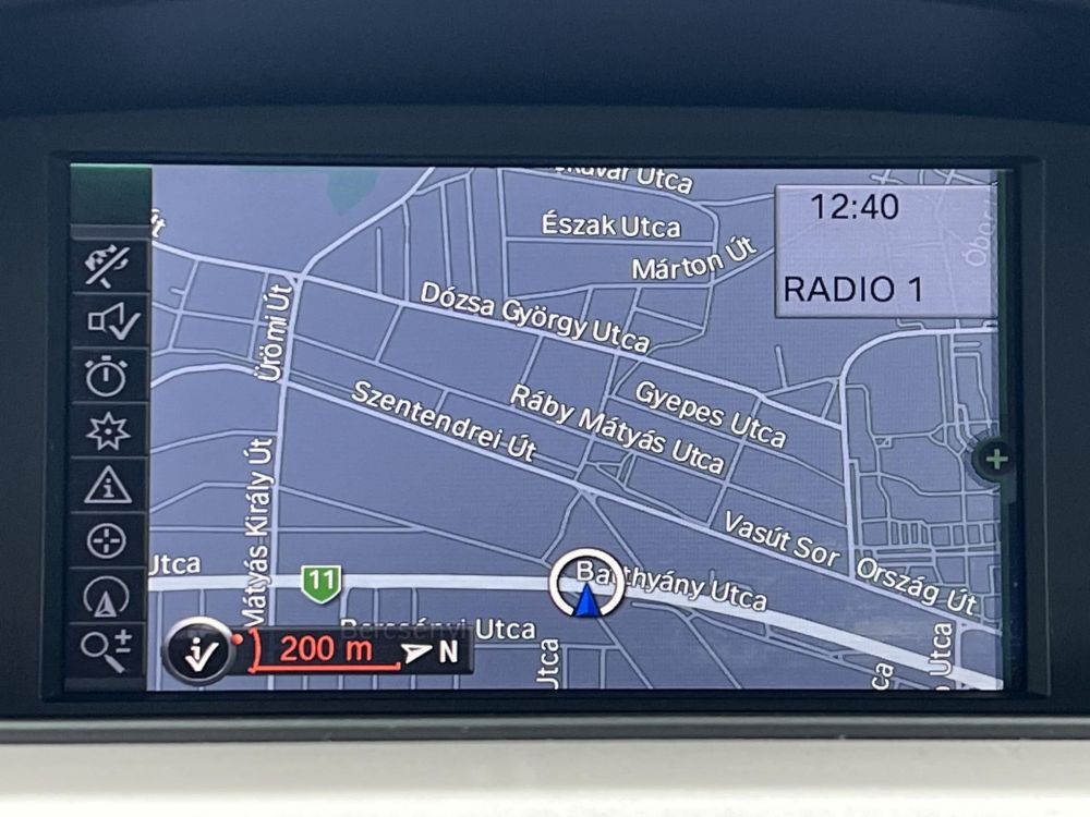 BMW 325i (Automata) Xenon Tempomat Ülésfűtés Bluetooth Navi PDC