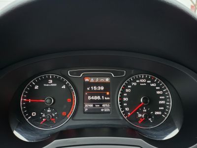 AUDI Q3 2.0 TDI DPF quattro S-tronic S-Line LED Bőrbelső Navigáció Ülésfűtés Tempomat Start-Stop PDC
