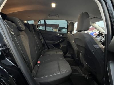 FORD FOCUS 1.0 EcoBoost Connected M.o.-i. 1.tul. Márkaszervizelt. Carplay!