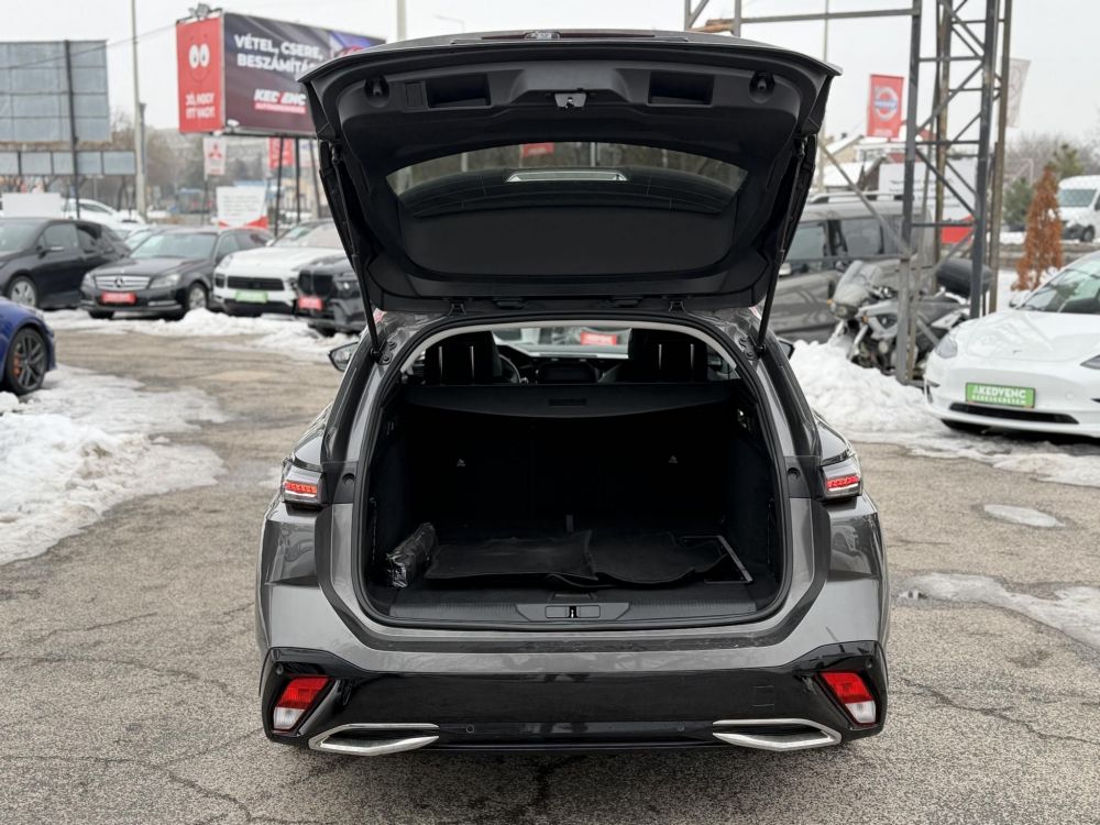 PEUGEOT 308 SW 1.5 BlueHDi Allure LED Tempomat Navi Mirrorscreen Bluetooth 360kamera