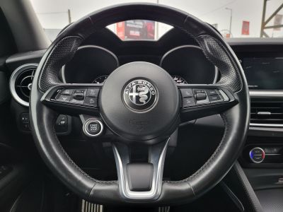 ALFA ROMEO STELVIO 2.2 D(Automata) Sprint LED Távtartó Sávtartó Navigáció Keyless Kamera Félbőr