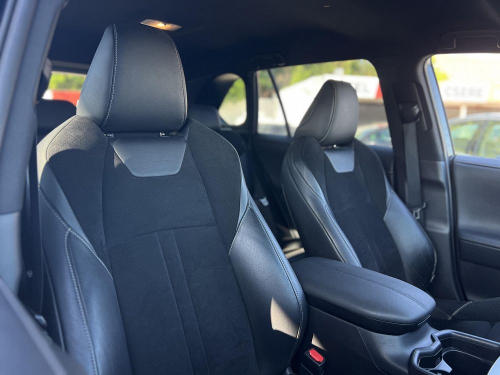 TOYOTA RAV 4 Rav4 2.5 Hybrid Black Edition e-CVT JBL 126e km. LED. sérülésmentes. CARPLAY. kifogástalan állapot!