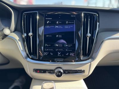 VOLVO S60 2.0 [T8] Recharge Inscription AWD Geartronic 27e km. M.o.-i. garanciális. márkaszervizelt. harman/kardon. ZÖLD rendszám!