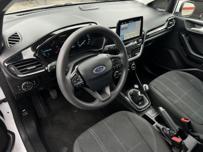 FORD FIESTA 1.5 TDCi Titanium Technology NAVI Telefon-tükrözés Digitklíma Bluetooth Tolatóradar