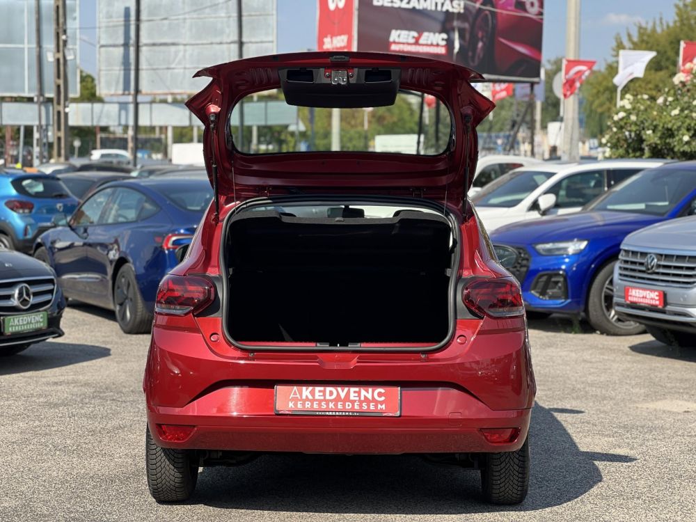 DACIA SANDERO 1.0 TCe Essential Magyarországi. Gyári fényezés. Végig vezetett szervizkönyv!