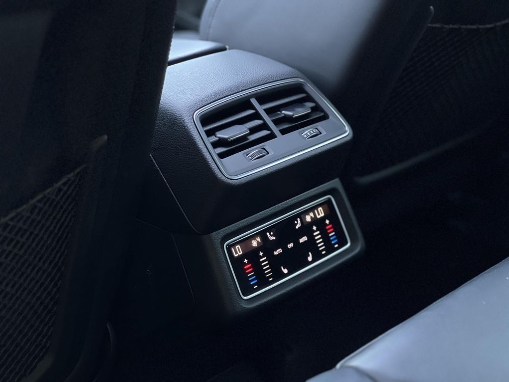 AUDI E-TRON Sportback 60 S quattro (Automata) 55e km. Bang And Olufsen. panoráma tető. head-up. CARPLAY. garanciális!