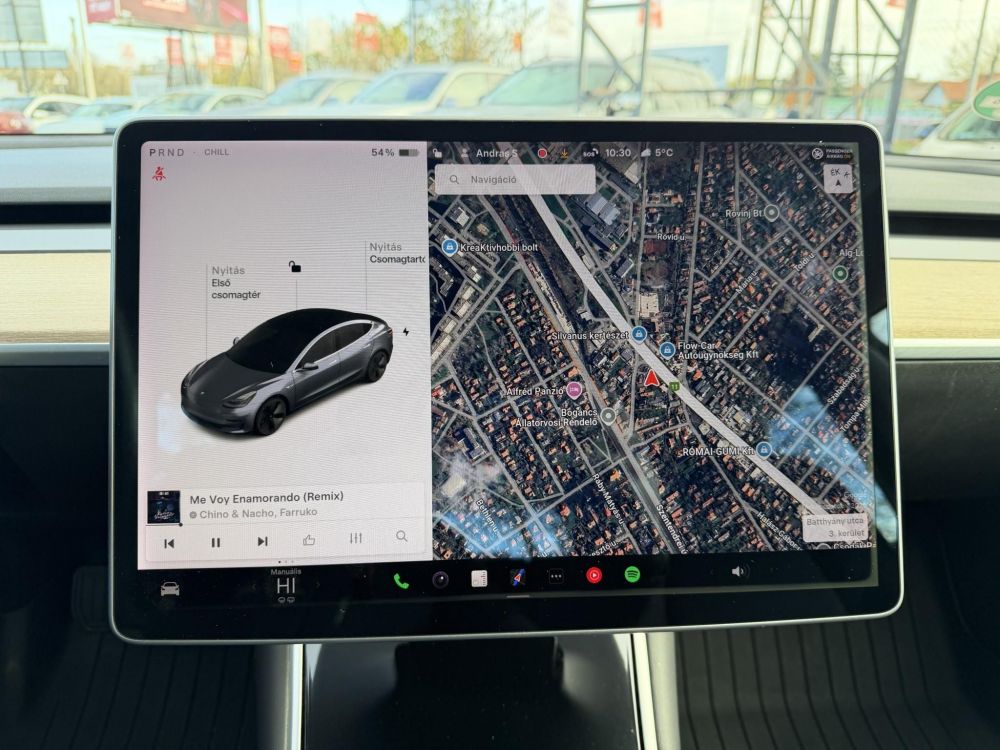 TESLA MODEL 3 Standard Range Plus Aut