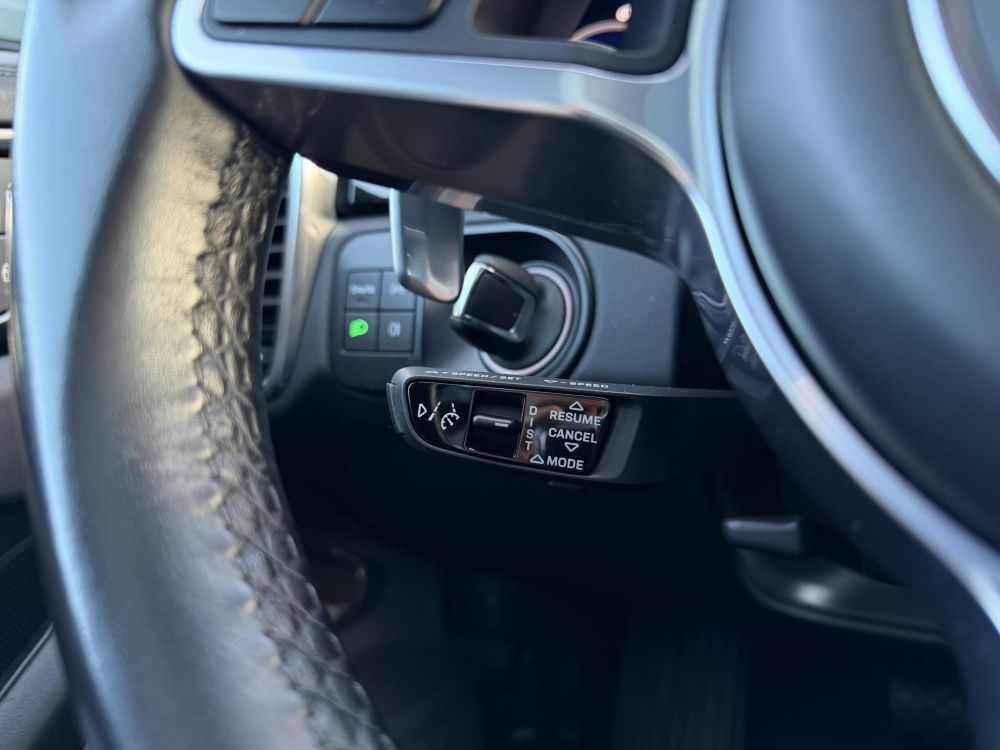 PORSCHE CAYENNE Coupé E-Hybrid Tiptronic ic 48e km. Sérülésmentes. 2027.12-ig zöld rendszám