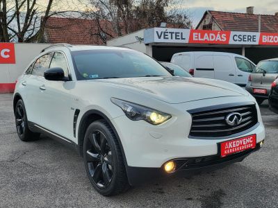 INFINITI QX70 3.0 d S Premium (Automata) Xenon Napfénytető Távtartó Navi Memória Ülésfűtés/hűtés Keyless