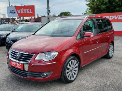 VOLKSWAGEN TOURAN 1.4 TSi Highline 7 személyes Xenon Tempomat Ülésfűtés Tolatóradar Multikormány