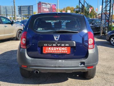 DACIA DUSTER 1.6 Access 51e km. megkímélt. jó áron!