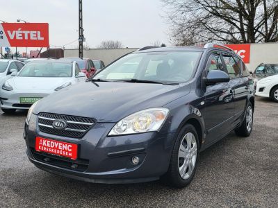 KIA CEE'D SW 1.6 CRDi EX Digitklíma Multikormány 4x.elablak Szervizelt!