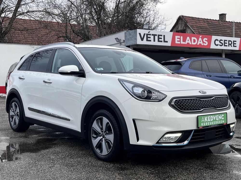 KIA NIRO PHEV 1.6 GDI LX DCT Sávtartó Carplay Tempomat Navi!