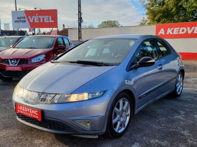 HONDA CIVIC 1.8 Sport 92e km. Digitklíma Tolatóradar Multikormány