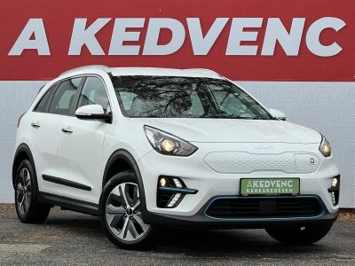 KIA NIRO e-Niro 64kWh Silver 455 km wltp hatótáv. carplay. tempomat. vezetéstámogató rendszerek!