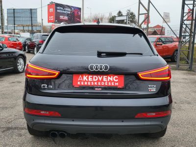 AUDI Q3 2.0 TDI DPF quattro S-tronic S Line LED Bőrbelső Navigáció Ülésfűtés Tempomat Start-Stop PDC