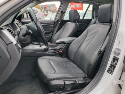 BMW 340i xDrive Luxury (Automata) Márkaszervizelt! Adaptív LED Panoráma HUD Navi Ülésfűtés