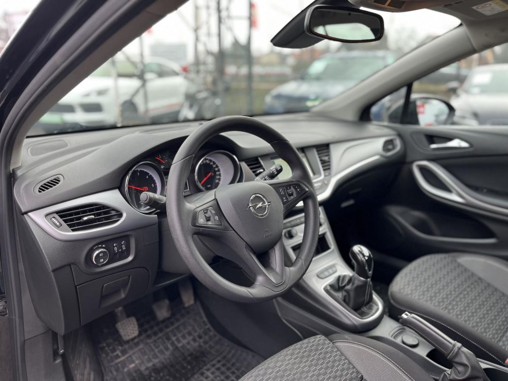 OPEL ASTRA K Sports Tourer 1.5 CDTI Business Edition Tolatóradar. tempomat. keveset futott