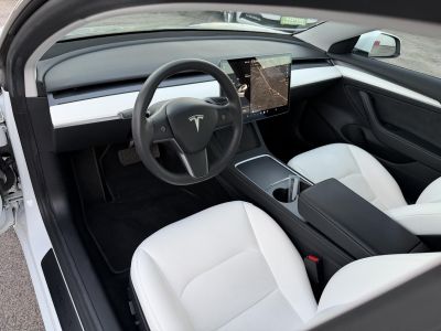 TESLA MODEL 3 Long Range AWD (Automata) 75e km. FEHÉR BELSŐ!