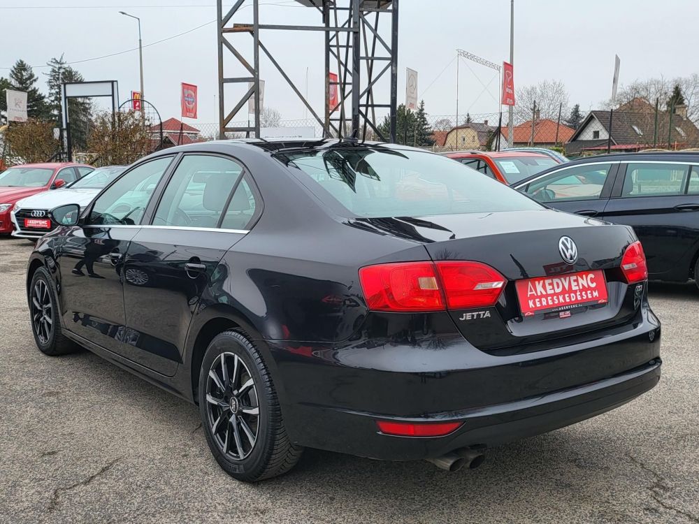 VOLKSWAGEN JETTA 1.4 TSI BMT Highline DSG Magyarországi Tempomat Ülésfűtés Frissen szervizelt!