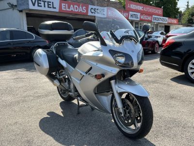 YAMAHA FJR 1300