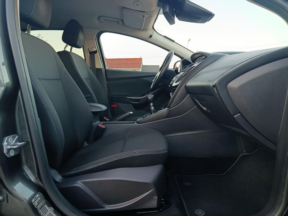 FORD FOCUS 1.0 EcoBoost Technology S S Klíma Tempomat Bluetooth Carplay Parkolóasszisztens 360 kamera!