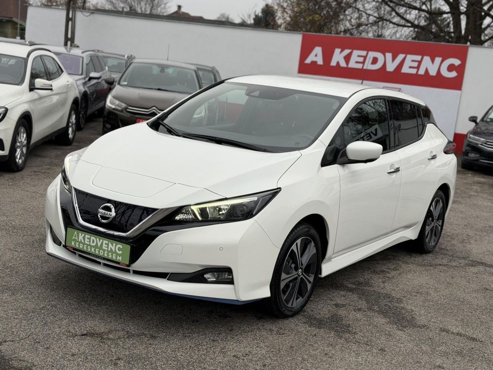 NISSAN LEAF N-Connecta e+ 62kWh (Automata) 96% akku 9e km 360 kamera ProPilot 4x ülésfűtés