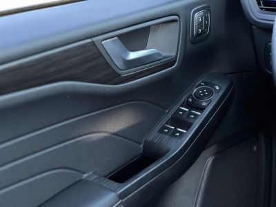 FORD KUGA 2.5 PHEV Vignale CVT 70 km elektromos hatótáv. panorámatető. memória. CARPLAY. magas felszereltség!